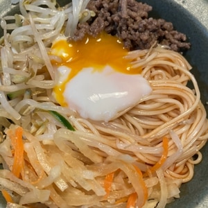 ピリ辛ピビン素麺